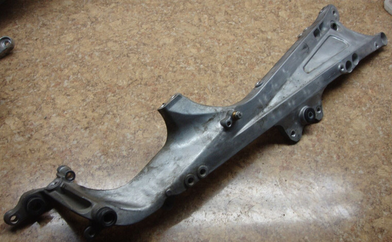 03 Honda CBR600RR CBR 600 RR CBR600 600RR Right Rear Sub Frame Back Support Tail