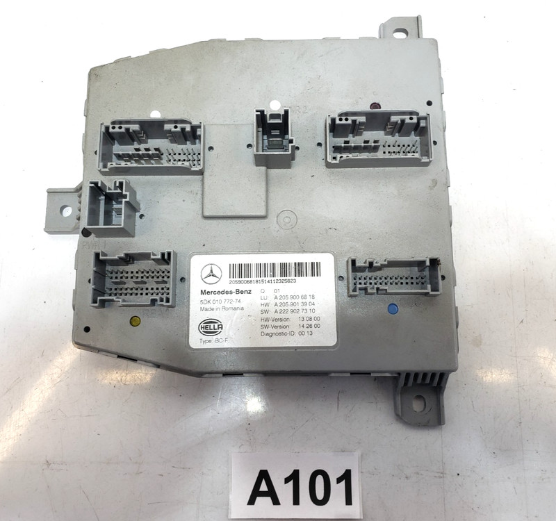 ✅ 2015-2019 OEM Mercedes C300 W205 Front SAM Activation Signal Control Module