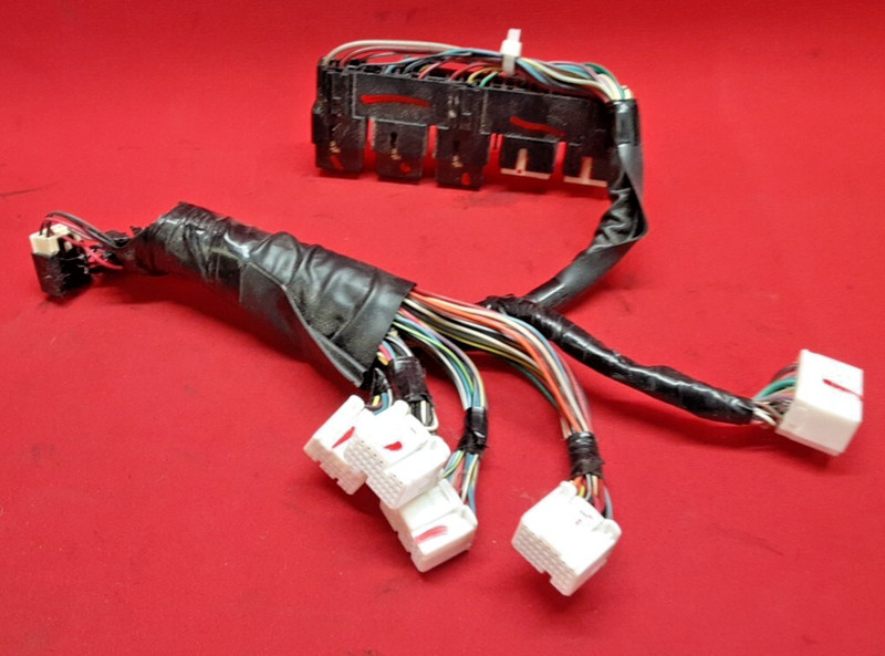 2010 2011 Subaru Outback ECM ECU Engine Control Module PIGTAILS 22765AA02A