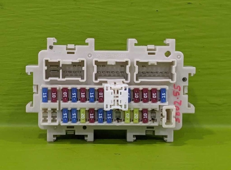13 M37 INTERIOR FUSE RELAY BOX OEM 3802-55