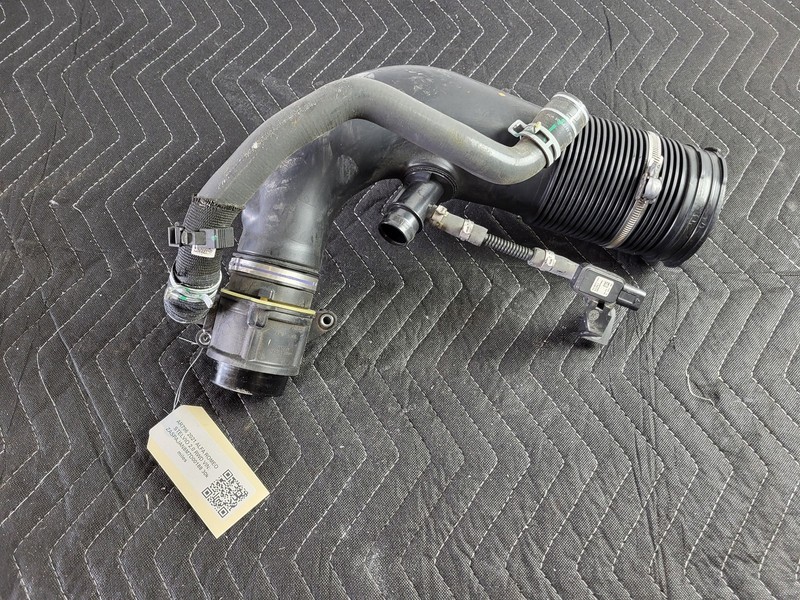 Used Oem Alfa Romeo Engine Air Intake Duct Hose Tube 2.0L RWD 2018-2024 Stelvio