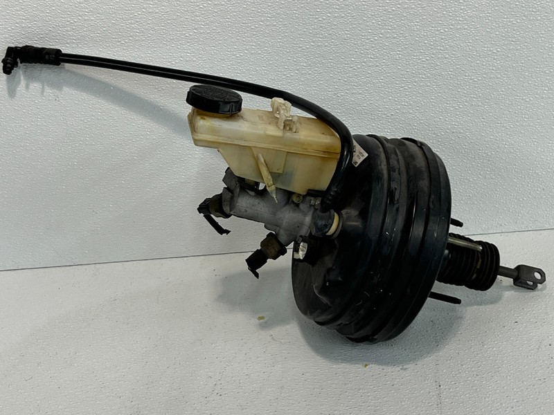 99-03 Jaguar S-Type Master Cylinder Brake Booster w/ Reservoir OEM