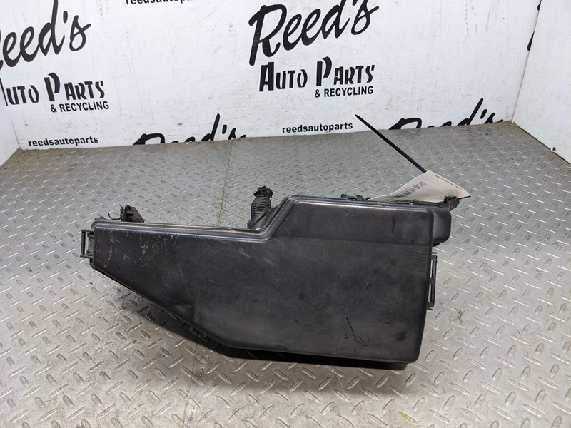 Fuse Box Engine Compartment VIN A 4th Digit Fits 08-10 ALTIMA 1165563