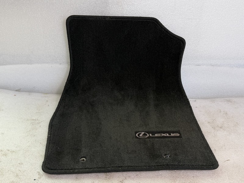 2006 LEXUS ES330 RIGHT FRONT FLOOR MAT OEM #020