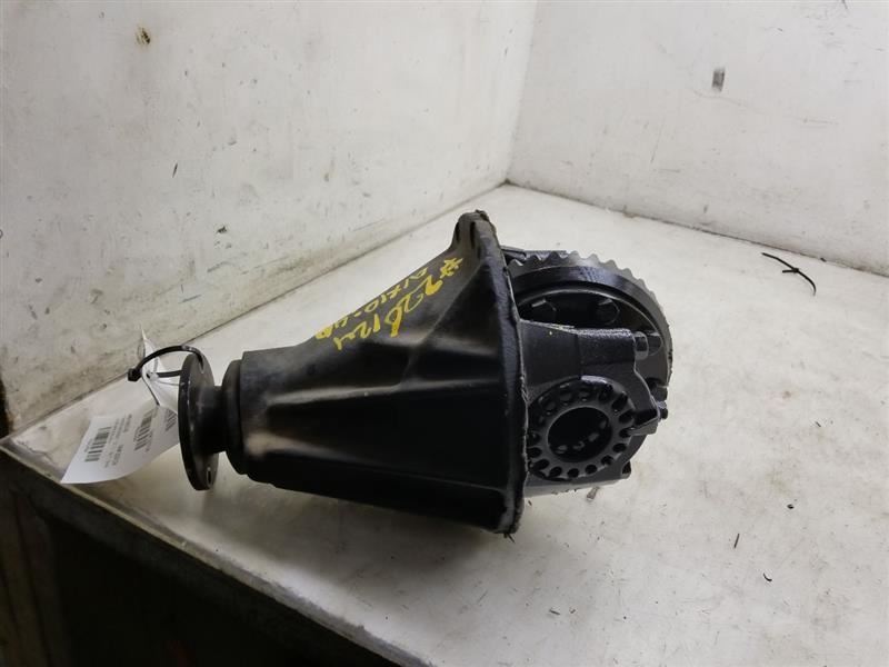 Carrier Rear Axle 2WD Crew Cab 4 Door 4.10 Ratio Fits 96-04 TACOMA