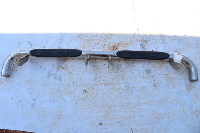 2003-2009 HUMMER H2 LEFT OR RIGHT SIDE RUNNING BOARD NERF BAR STEP PAD OEM