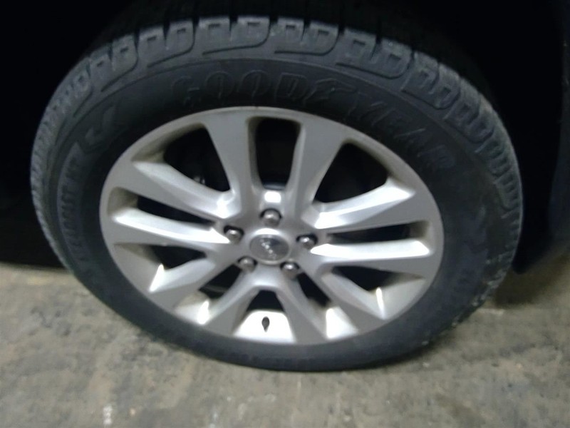 Rim Wheel 20x8 5 V Spoke Painted Silver Fits 17-20 GRAND CHEROKEE 1723788