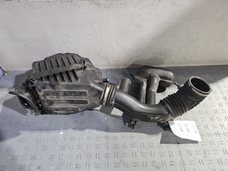 2012-2018 Jeep Wrangler Air Cleaner Intake Box Assembly 3.6L VIN W 6th Digit