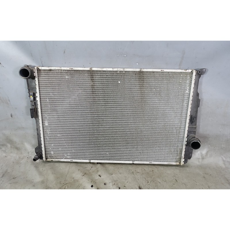 2011-2017 BMW F25 X3 F26 X4 Factory Main Engine Cooler Radiator 28i 35iX OEM