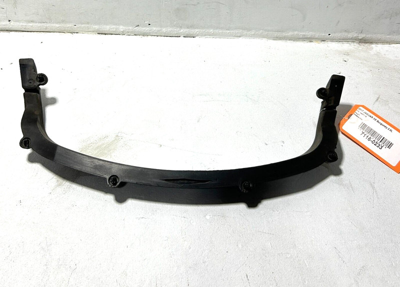 2017-18-19-2020 JAGUAR XE HOOD DEFLECTOR BAFFLE SEAL BONNET FORWARD OEM