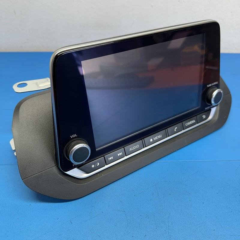 2591A6RR0D | 2021 2022 NISSAN ROGUE RADIO 8' DISPLAY RECEIVER OEM CAMERA AUDIO