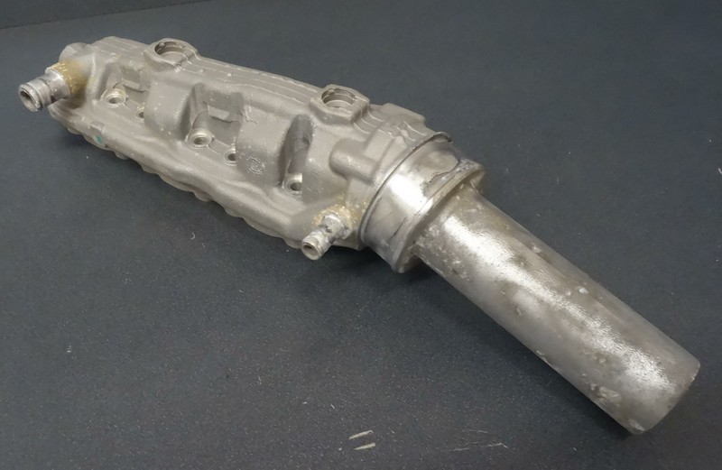 Sea-doo 14-16 Spark 2 Up 3 Exhaust Header Pipe Manifold Muffler 420673510