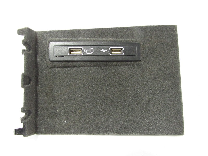 17-20 Mercedes GLE 43 C292 2019 Console USB Socket Port Trim Cover Panel |:Y
