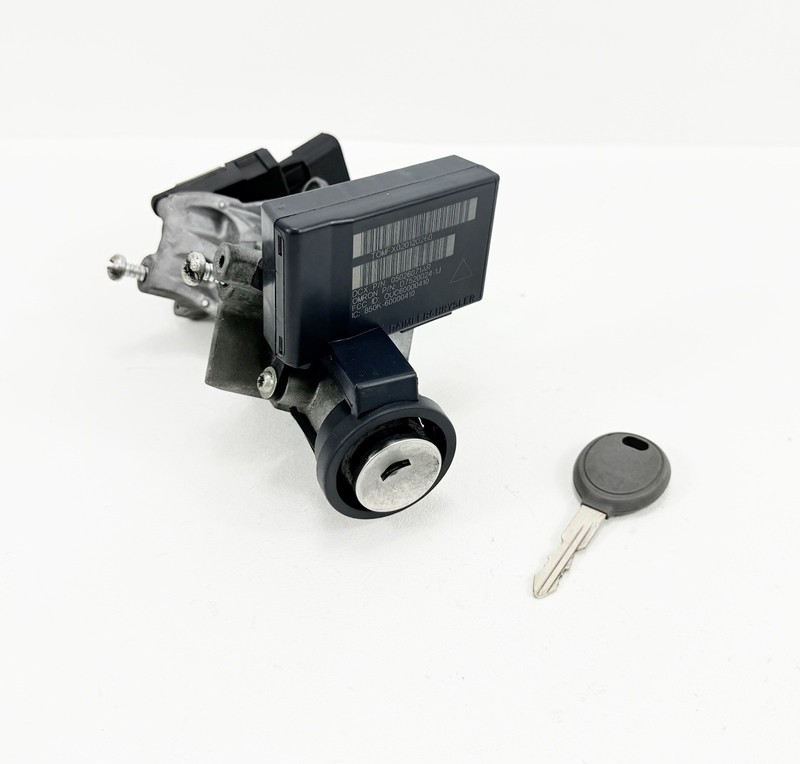 2008-2012 JEEP LIBERTY IGNITION SWITCH LOCK CYLINDER W/ KEY OEM 05026071AR