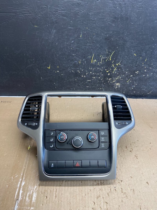 2011-2013 Jeep Grand Cherokee Center Radio Climate Control Bezel Vent ab2267 DG