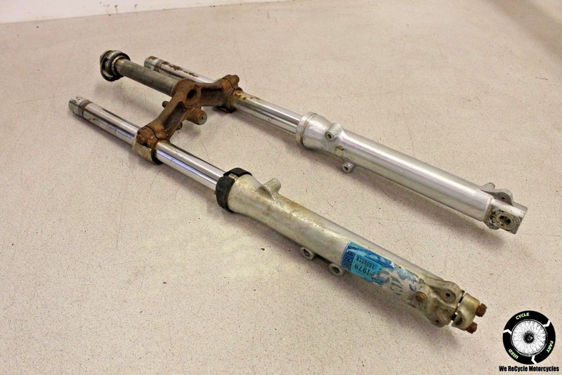 1976 Kawasaki KZ400 FRONT FORKS SHOCK SUSPENSION SET LOWER TREE KZ 400 76