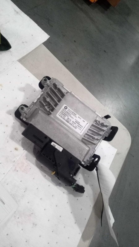 2017 Jeep Compass Integrated Power Module OEM 68289248AA 90K Miles