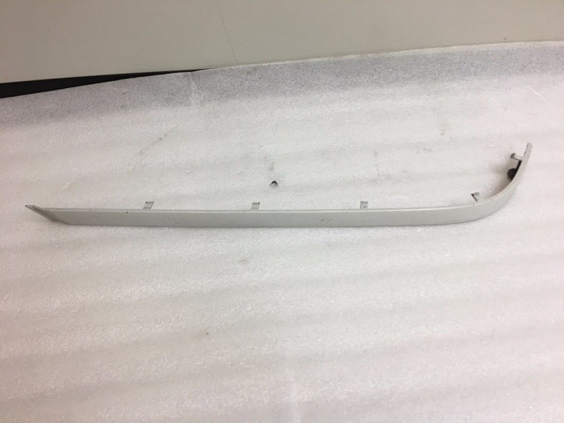 BMW E36 SIDE DOOR MOLDING 8 205 259