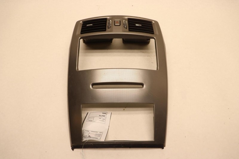 2004-2005 CADILLAC XLR DASH DASHBOARD RADIO BEZEL TRIM COVER OEM