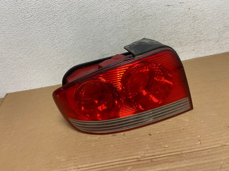 2002 to 2005 Hyundai Sonata Left Driver Lh Side Tail Light Oem AD4186 LK