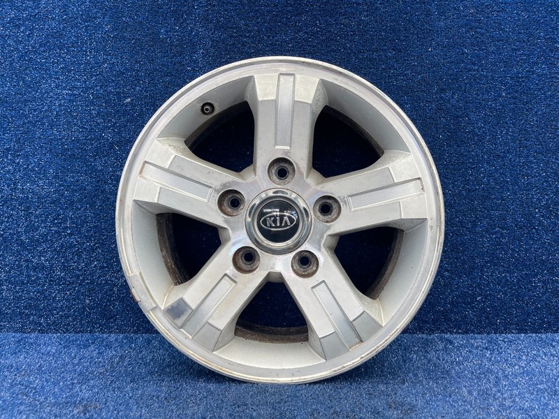 2003-2006 Kia Sorento 16" Factory OEM Aluminum Alloy Wheel Rim 16x7 52910-3E580