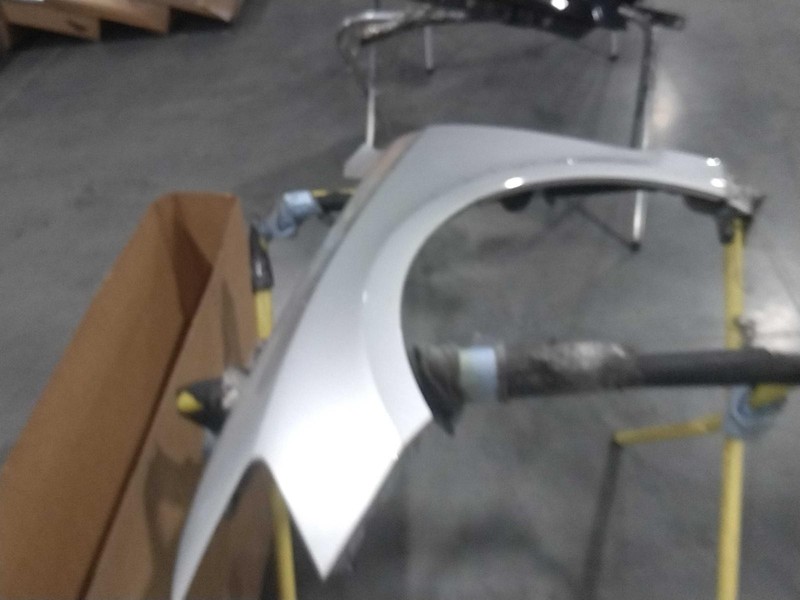 2012 Audi Q5 Left Fender Silver OEM Used 117K Miles - NJ25-25734-652907