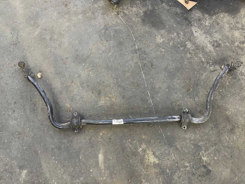 06-011 Honda Civic 4DR SI Front Stabilizer Bar OEM