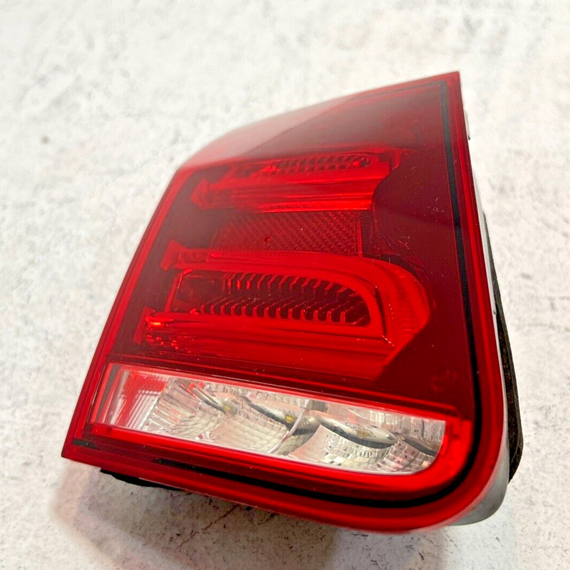 2014-2016 MERCEDES E350 REAR INNER DRIVER SIDE TAIL LIGHT TAILLIGHT LAMP OEM