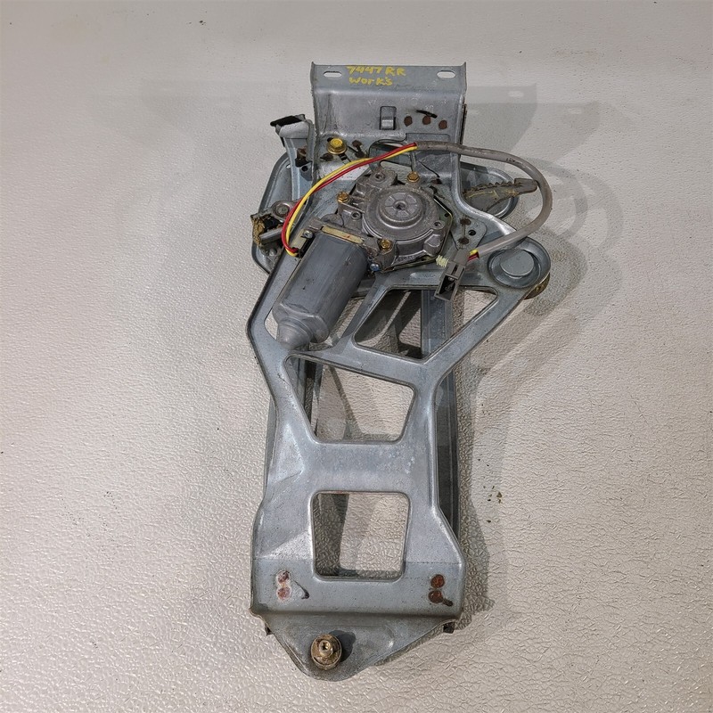 99-04 Mustang Convertible Passenger Rear Quarter Window Regulator Rh Oem Aa7447