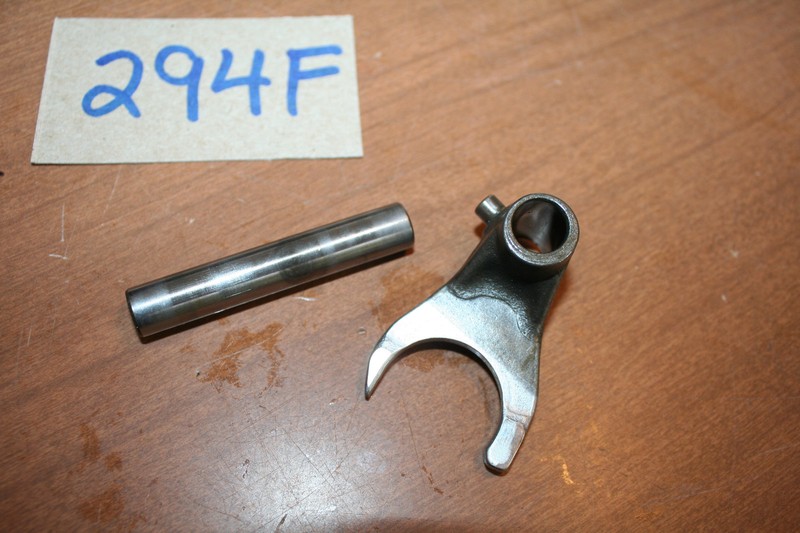 1986 Honda CR 125R Gear Shift Change Forks Assembly Small OEM 86 B