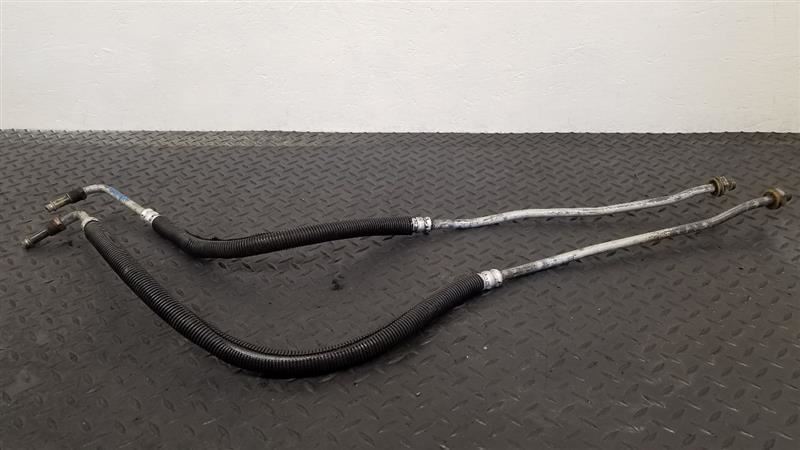 96-00 Chevrolet Tahoe 5.7L 4x4 Engine Oil Cooler Hoses Pair OEM 85524625