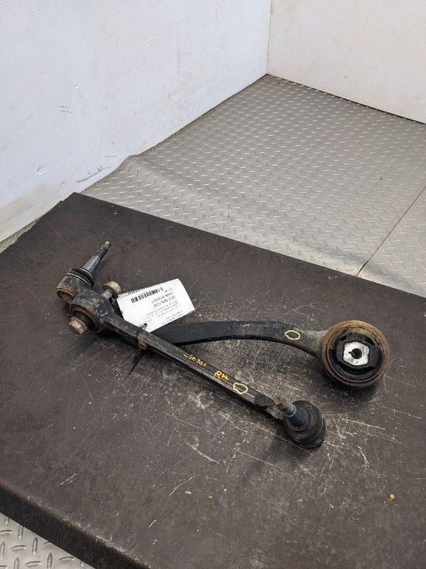 2010-2015 Chevrolet Camaro Front Right Control Arm Set OEM 1182643