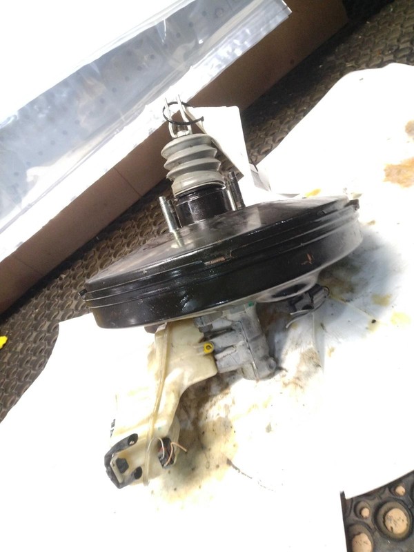 2015 Nissan Altima Power Brake Booster OEM 472103TA0A 209K Miles Black