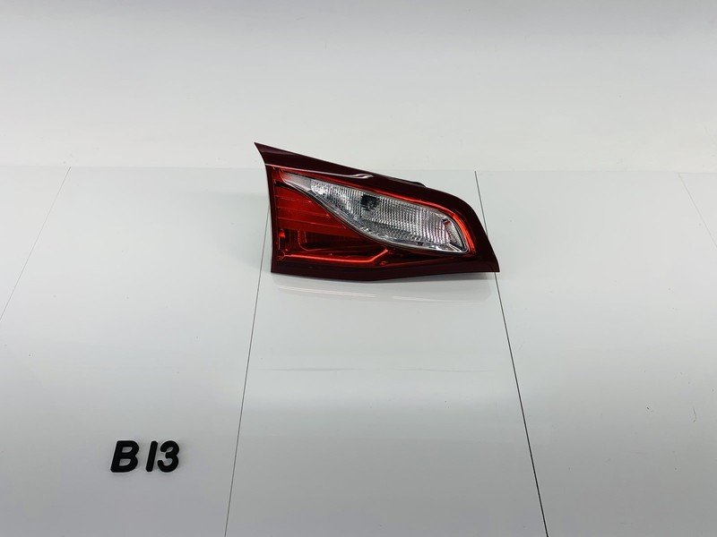 20-21 CHEVROLET EQUINOX REAR LEFT SIDE INNER LIFTGATE TAIL LIGHT BRAKE LAMP OEM
