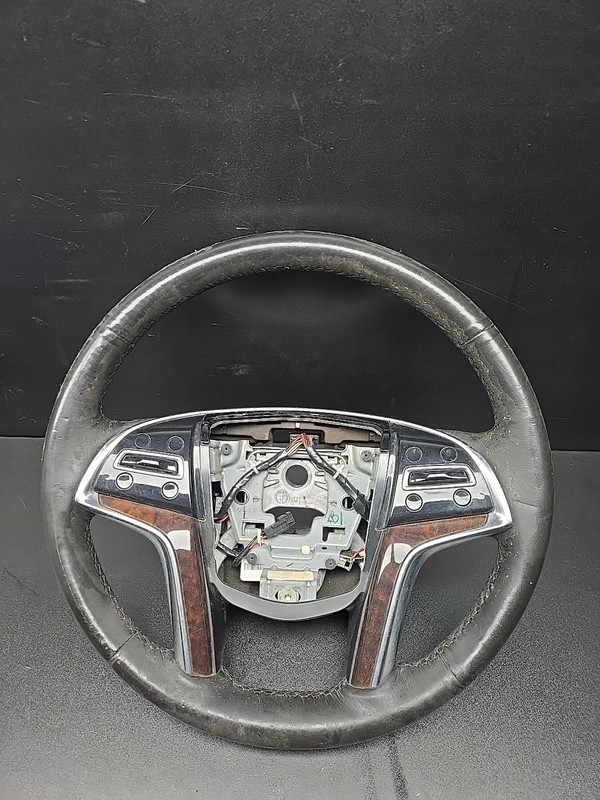 2013-2019 CADILLAC XTS STEERING WHEEL W/ CRUISE CONTROL SWITCH OEM