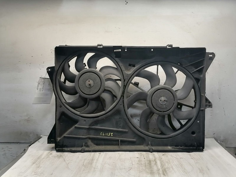 Radiator Fan Motor Fan Assembly FWD Fits 13-19 EXPLORER 1599740