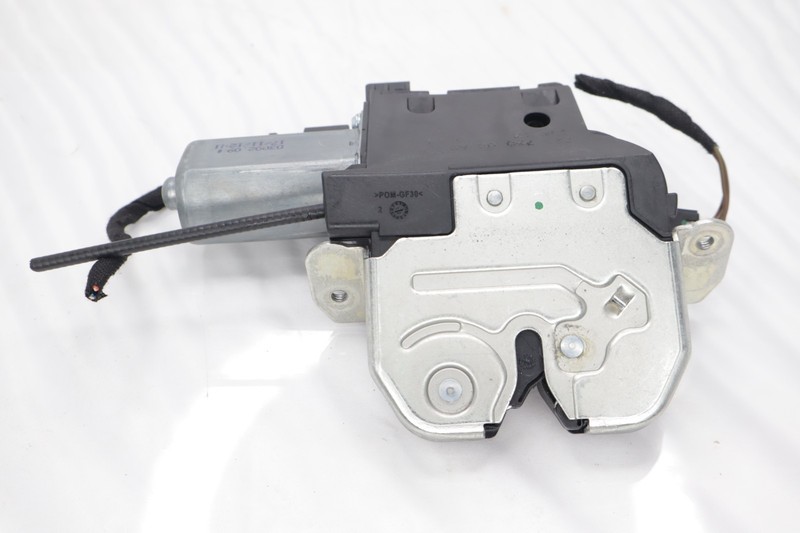 07-13 Mercedes W221 S400 CL550 Rear Trunk Lid Latch Lock Actuator 2217500085 OEM