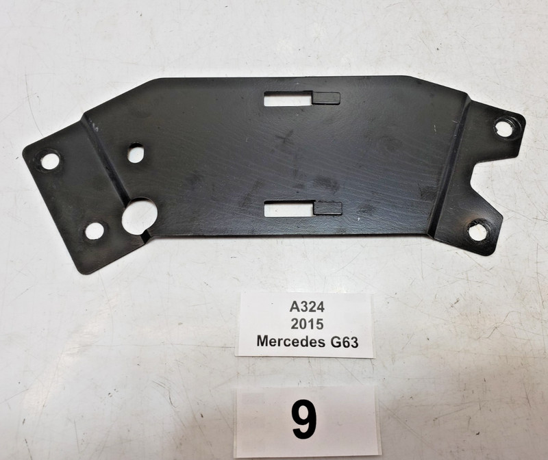 ✅ 13-18 OEM Mercedes W463 G550 G63 G65 AMG Front Left Driver Mounting Plate