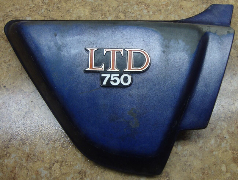 1981 Kawasaki KZ750 KZ 750 H KZ750H Right Side Cover Panel Cowling Fairing Cowl