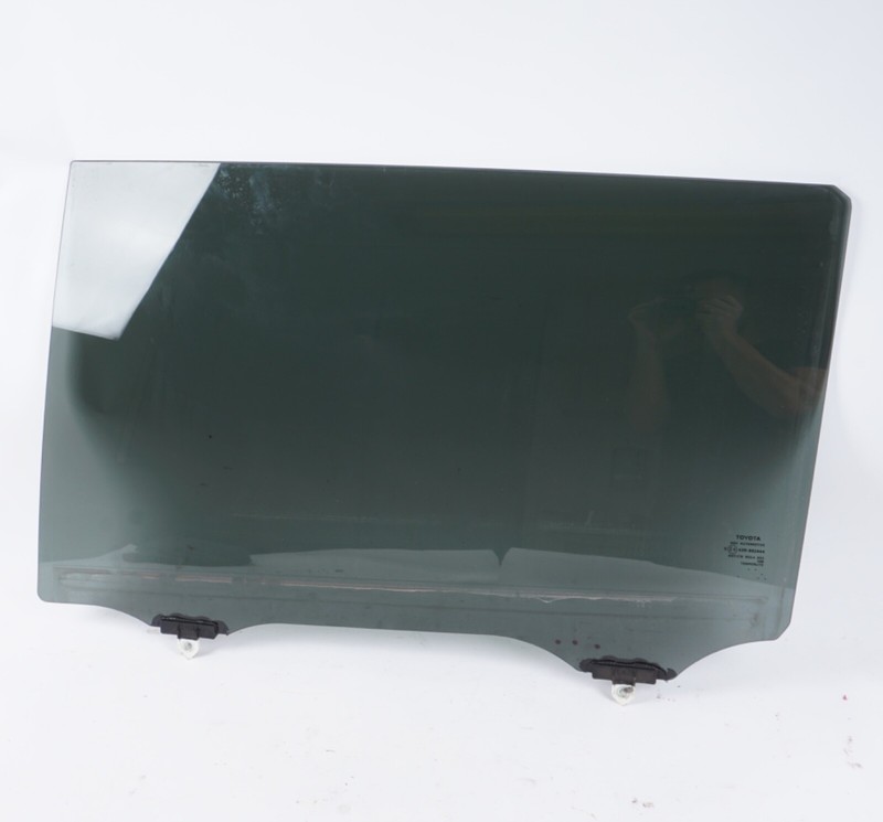 14-19 Toyota Highlander Rear Door Glass Window Privacy Left Driver Side OEM