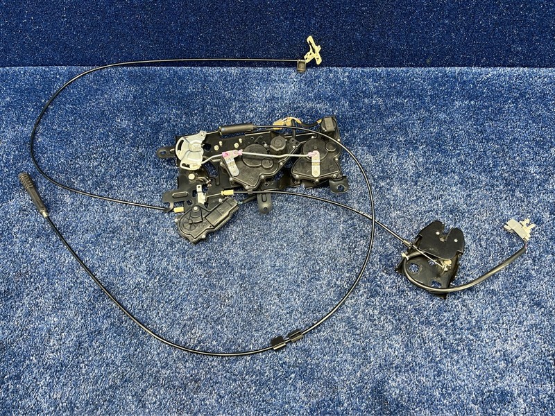 06-10 SATURN SKY-PONTIAC SOLSTICE REAR TRUNK LOCK LATCH ACTUATOR RELEASE