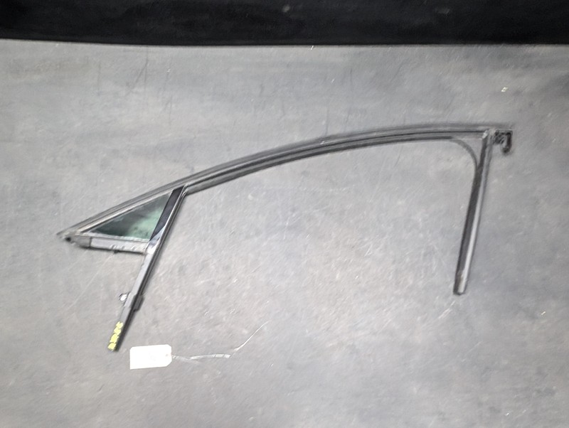 Front Left Door Window Vent Glass 2022 Buick Envision 85146256 2021 2023