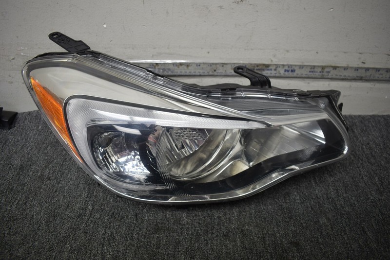 2012-2016 SUBARU IMPREZA RIGHT SIDE HEADLIGHT FACTORY OEM