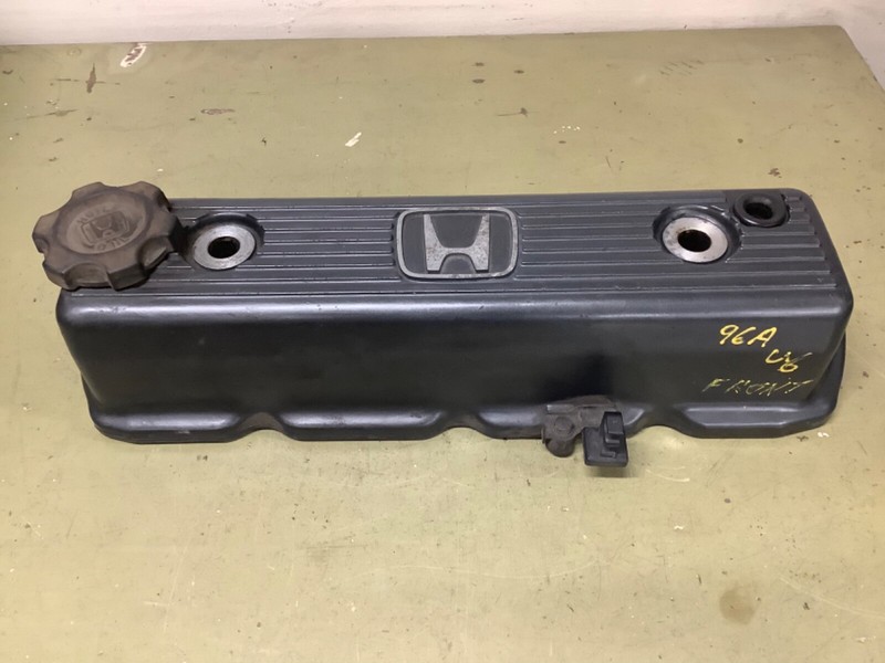 95-97 Accord 2.7, V6 Front cylinder head Cover Used OEM