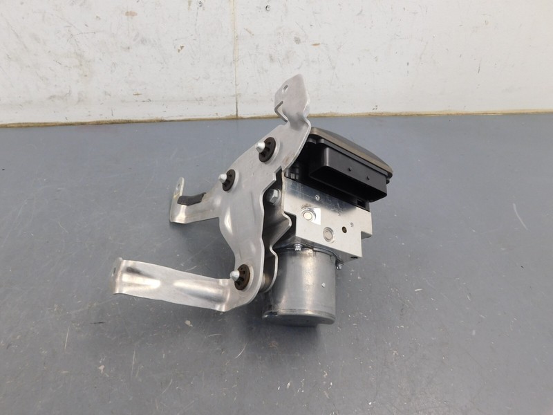 2017 18 20 21 22 Audi R8 V10 Plus ABS Brake Pump Module #1444 F3