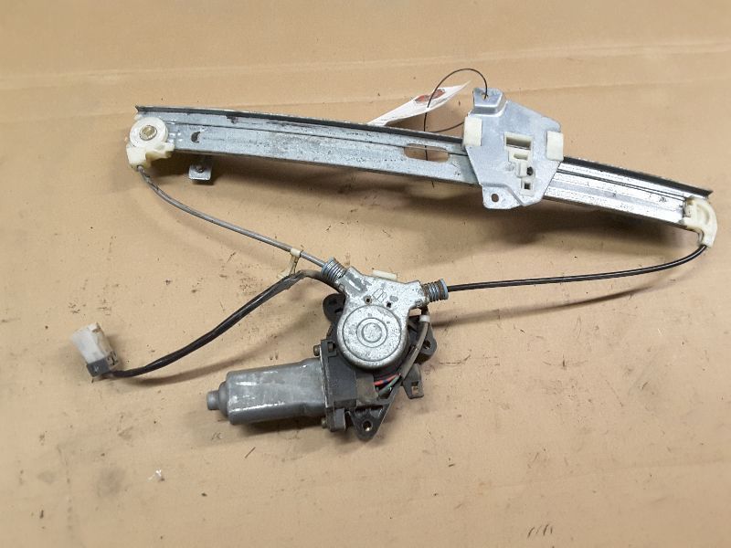 99 00 01 02 03 GALANT L. RE WINDOW REGULATOR ELEC 67086