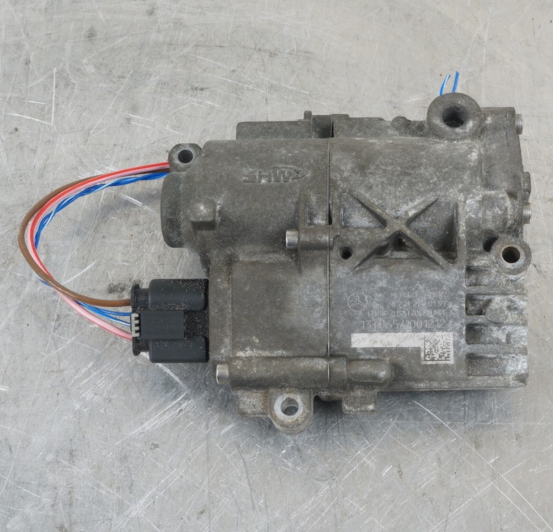 Mercedes W218 CLS550 E350 SLK350 SL400 Transmission Auxiliary AUX Oil Pump OEM