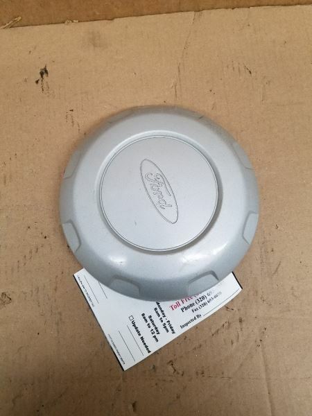 F1502007 Center Cap Wheel 251462