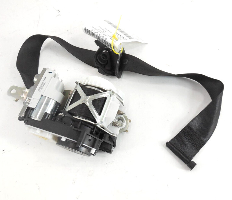 2017-2019 Mercedes-Benz GLS450 Front Seatbelt Retractor Driver Left OEM