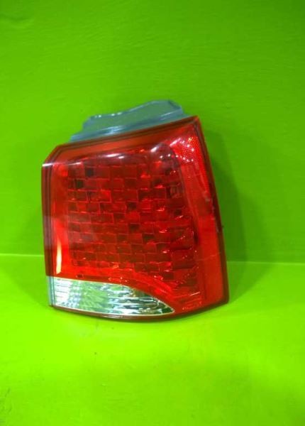 11 12 13 SORENTO PASSENGER RIGHT QUARTER INCANDESCENT TAILLIGHT LAMP OEM 3464-40